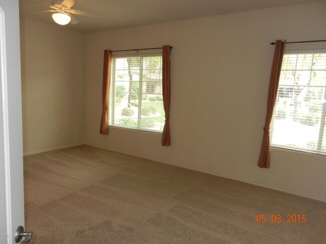 Building Photo - 11000 N 77th Pl