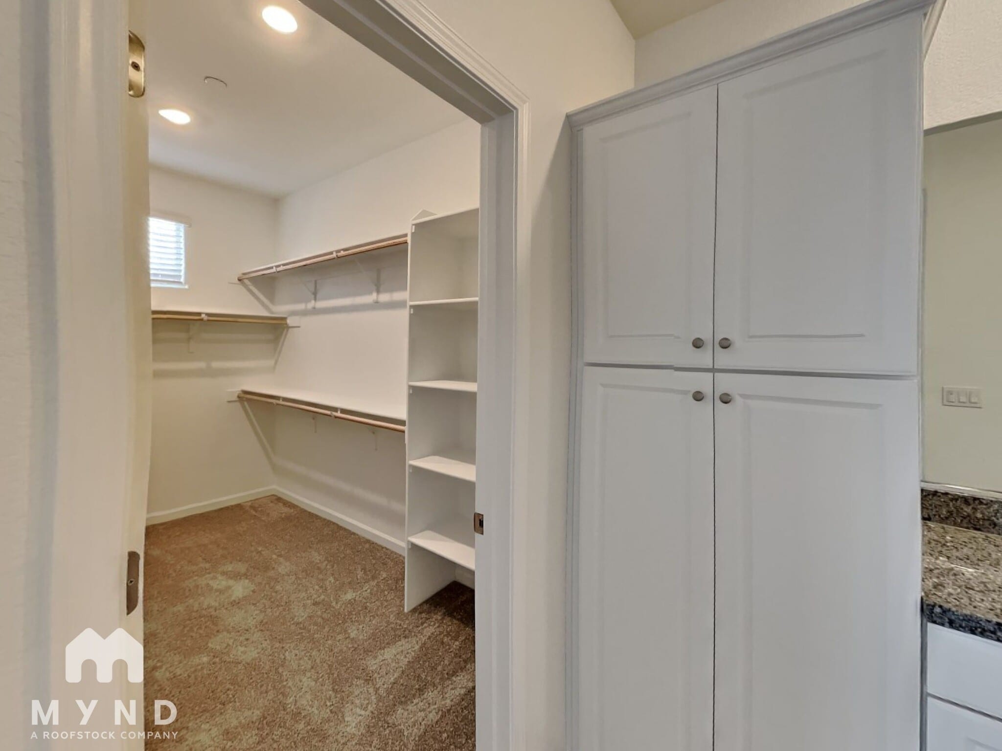 Building Photo - 1687 Pena Ln