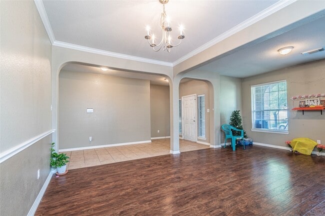 Building Photo - 307 Autumn Creek Ln