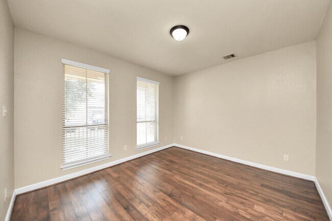 Building Photo - 19126 Gaslamp Point Ct