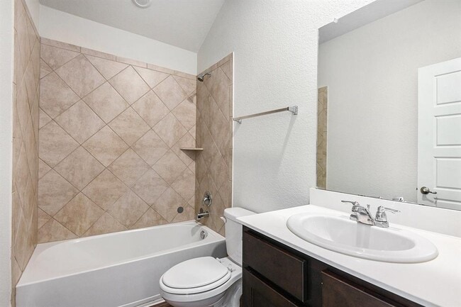 Building Photo - 4108 Spur Trail Dr