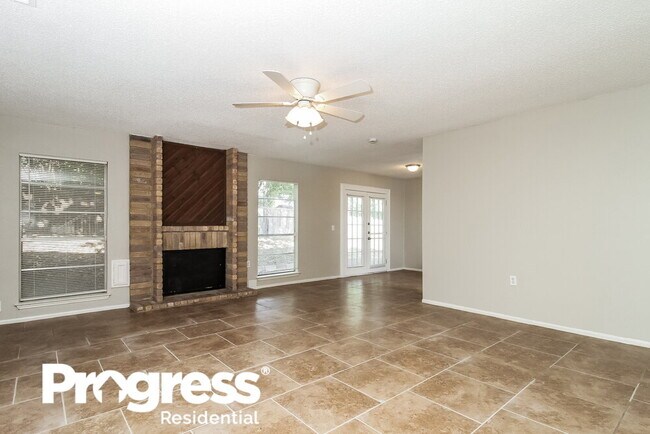 Building Photo - 6803 Highland Bluffs