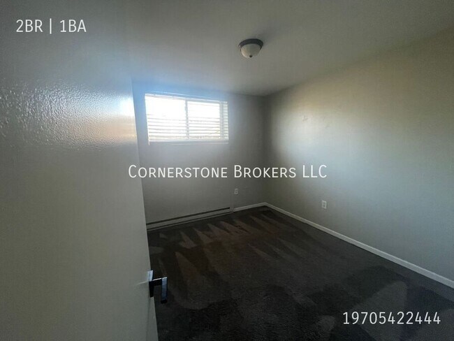 Building Photo - 219 Applewood Ct