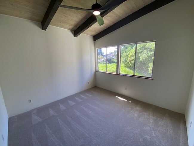 Building Photo - 1051 Shell Ave