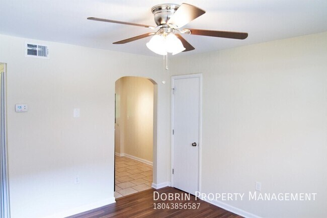 Building Photo - Claiborne Court Apartments