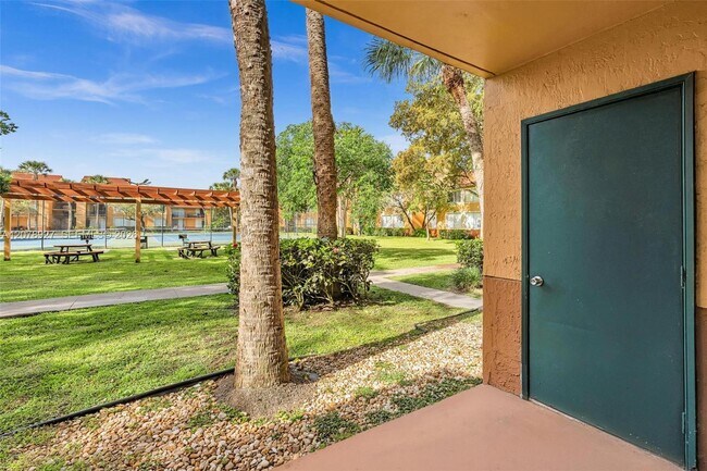 Building Photo - 10765 Cleary Blvd