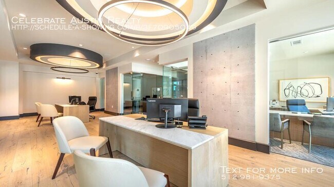 Building Photo - Modera Dallas Midtown