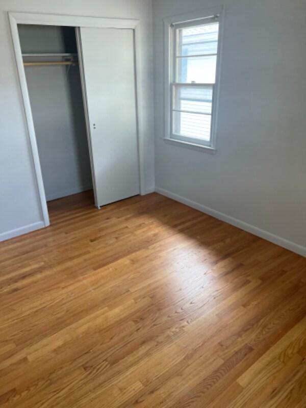 Building Photo - 87 Fowler St