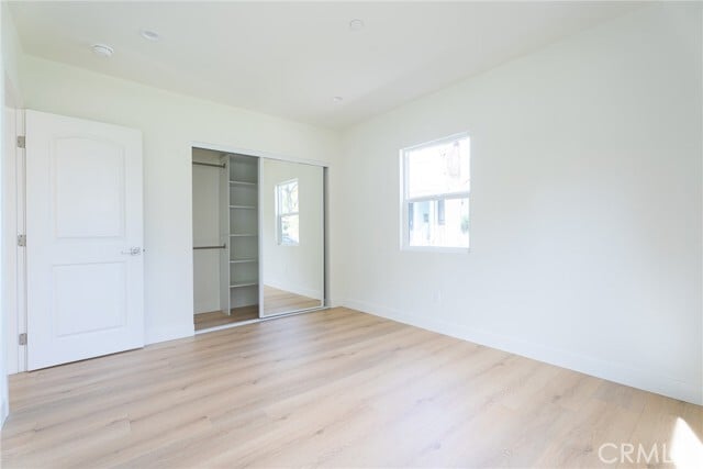 Building Photo - 1065 E Spazier Ave