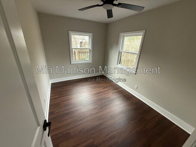 Building Photo - 1210 W 42nd St