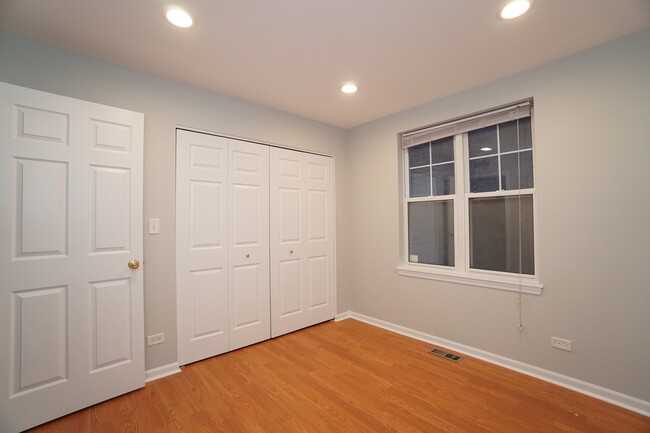 Building Photo - 1103 N Crosby St