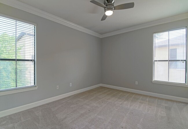 Building Photo - Brookhaven/Buckhead 2BR