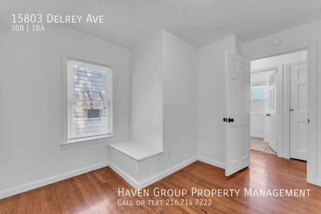Building Photo - 15803 Delrey Ave