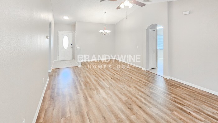 Building Photo - 11739 Brenford Crest Dr