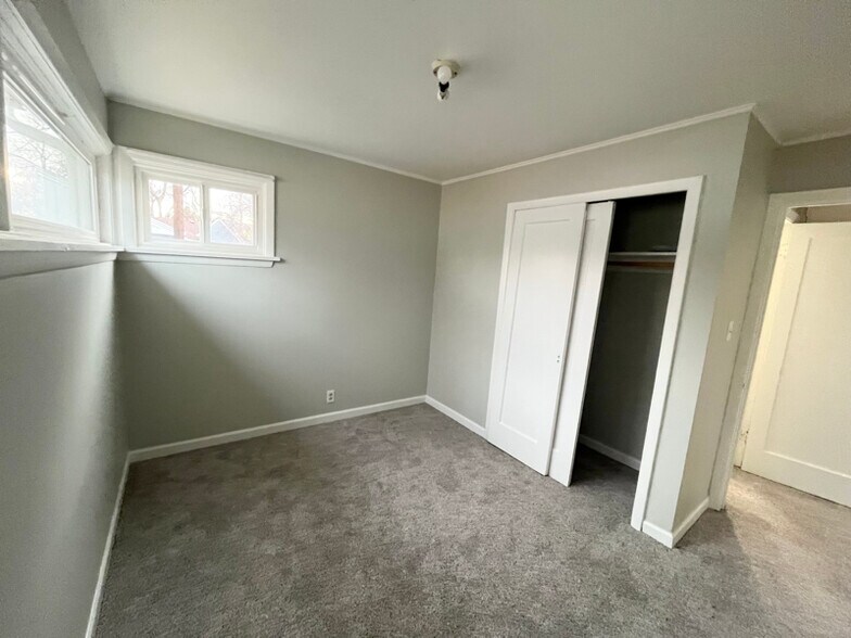 Building Photo - 1114-1116 N 24th St