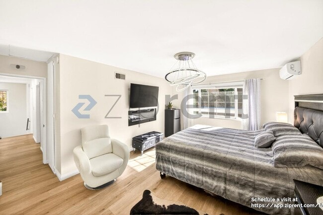 Building Photo - 19700 Blythe St