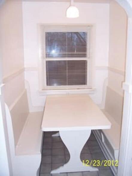 Building Photo - 1110 S 900 E