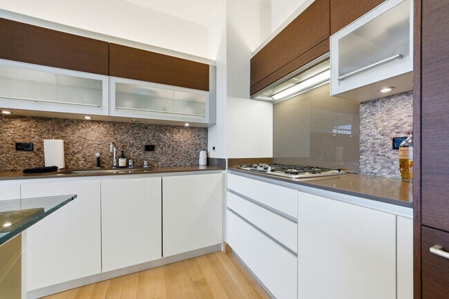 Building Photo - Waldorf Astoria 4001-Strip/City/Mtn Views from this Stunning FULLY FURNISHED 1Bd/1.5Ba Residence