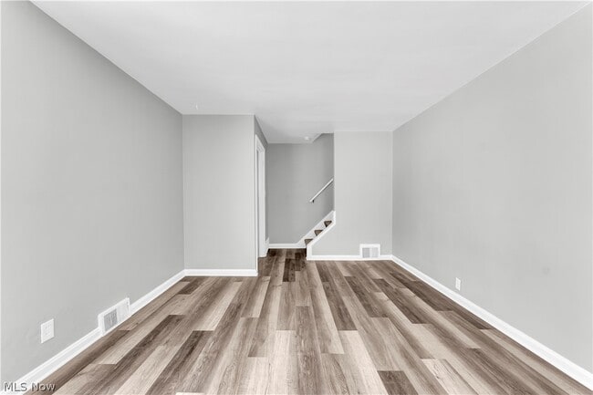 Building Photo - 16210 Judson Dr