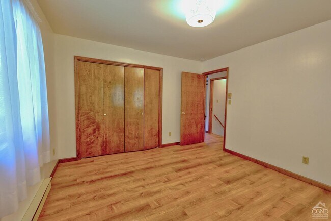 Building Photo - 561 Bald Hill Rd S