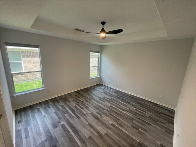 Building Photo - 24315 Camillia Ridge Way