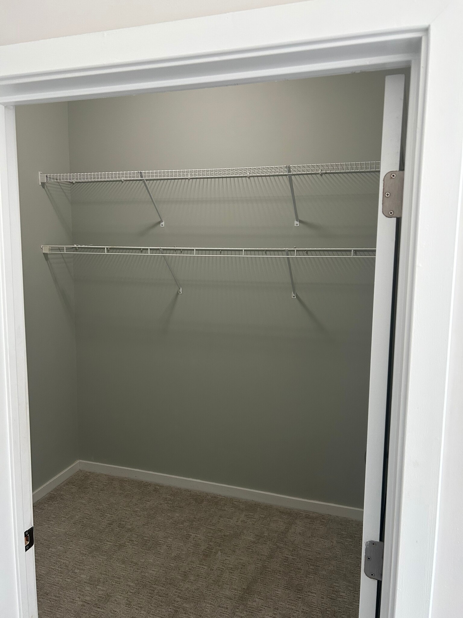 Walk in closet - 530 Harlan Blvd
