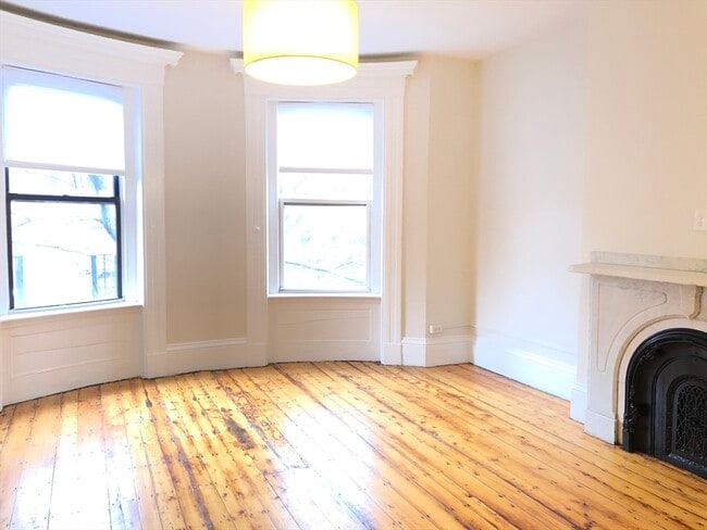 Building Photo - 614 Massachusetts Ave