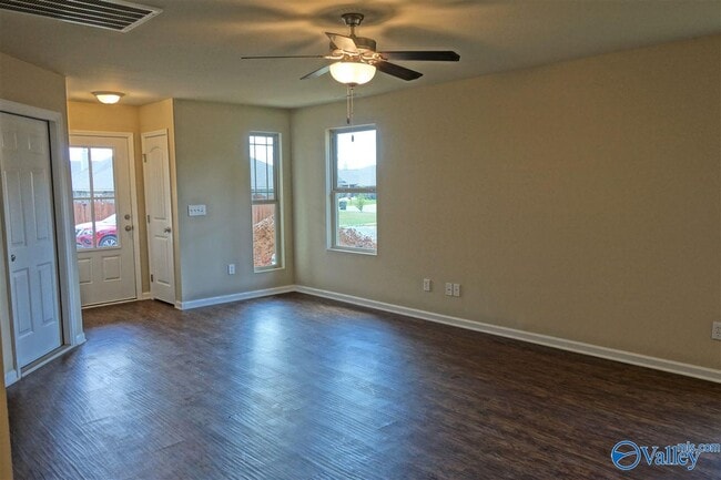 Building Photo - 146 Tybee Dr