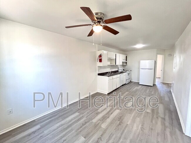 Building Photo - 606 Virginia St