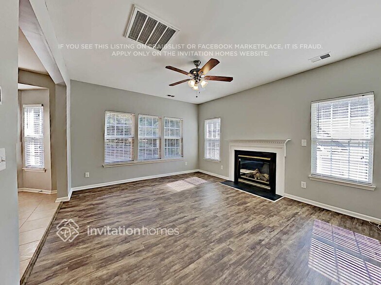 Building Photo - 12145 Autumn Winds Ln