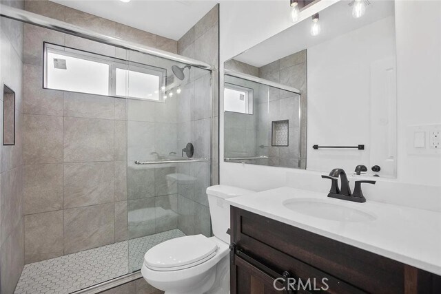 Building Photo - 1738 N Sierra Bonita Ave