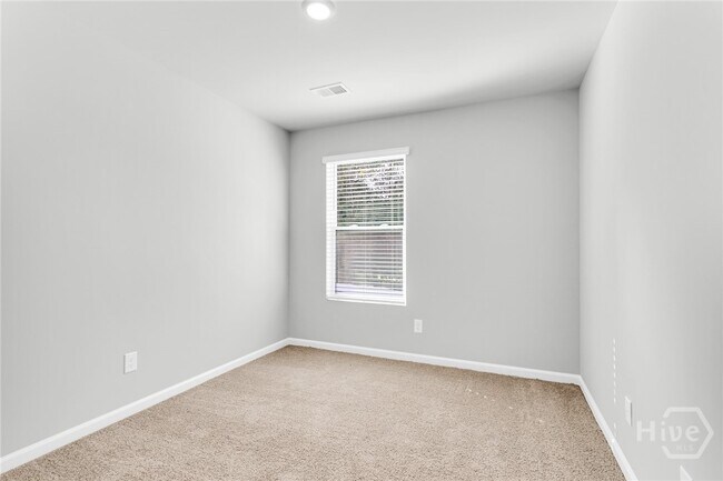 Building Photo - 149 Coneflower Rd