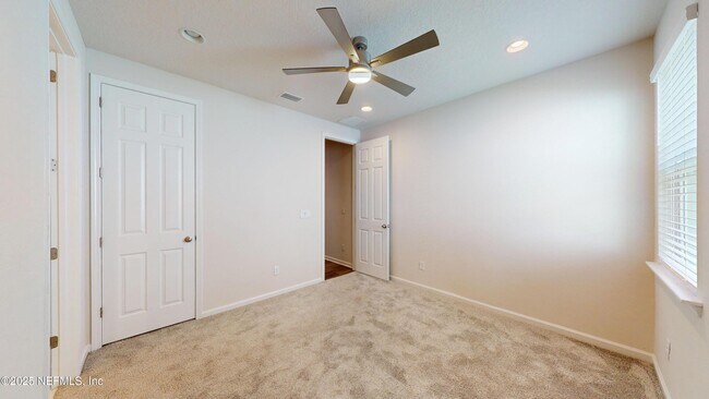 Building Photo - 282 Little Bear Run