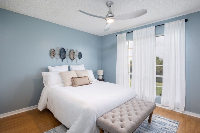 Building Photo - Makakilo Cliffs - Unfurnished 2 bedroom, 2...