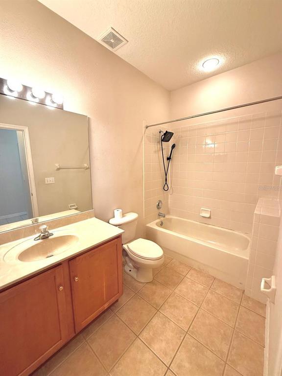 Building Photo - 209 Corvina Dr