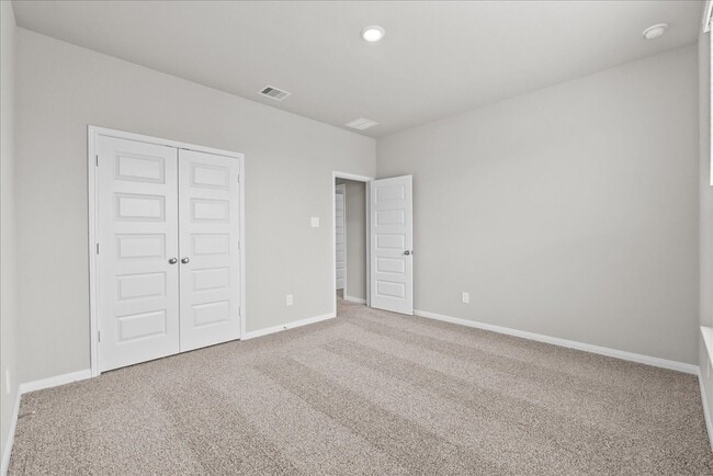 Building Photo - 700 Topwater Trl