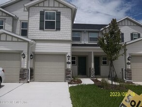 Building Photo - 6207 Ryegrass St