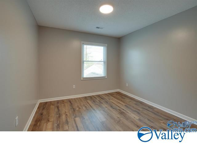 Building Photo - 3006 Dupree Dr SW