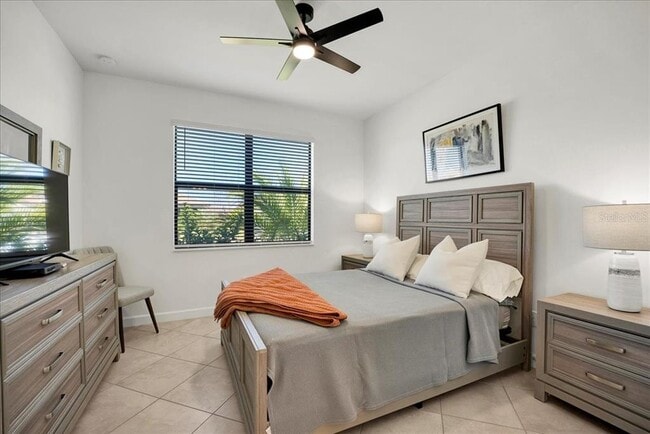 Building Photo - 5161 Coral Reef Wy