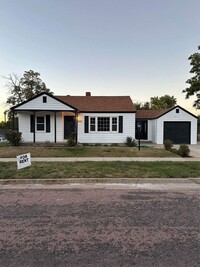 Building Photo - Newly renovated home for rent!