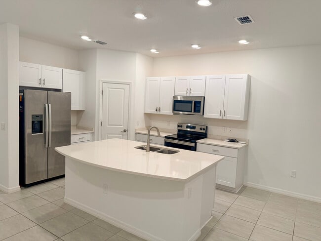 Building Photo - 3631 Landing Net Dr