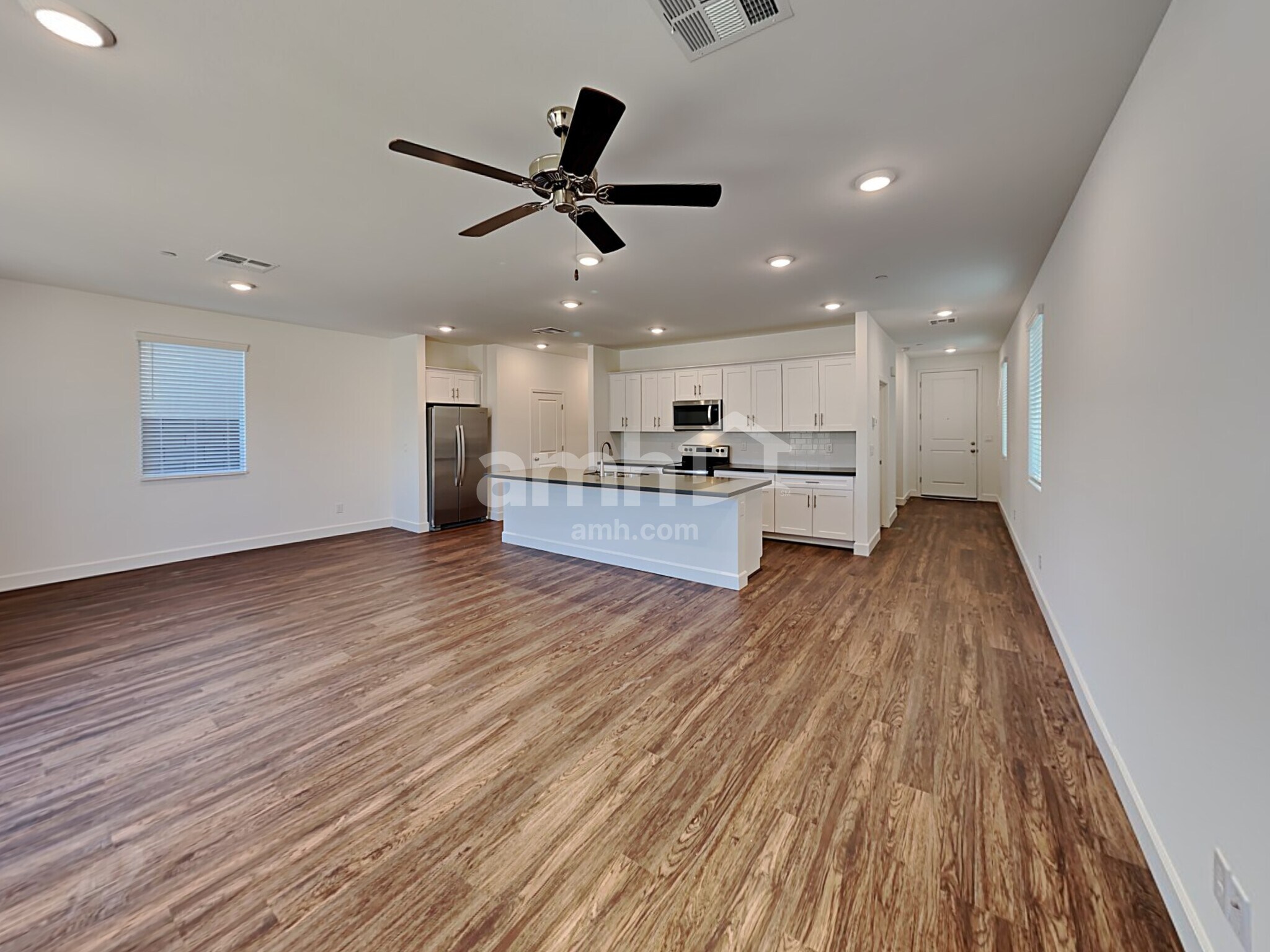 Building Photo - 3376 Blodwen St