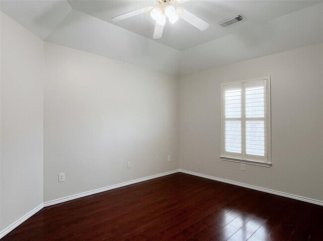 Building Photo - 20847 Cottage Cove Ln