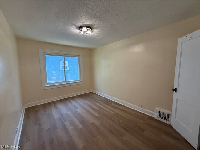 Building Photo - 13625 Cranwood Dr