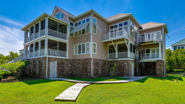 Building Photo - 110 Debordieu Blvd