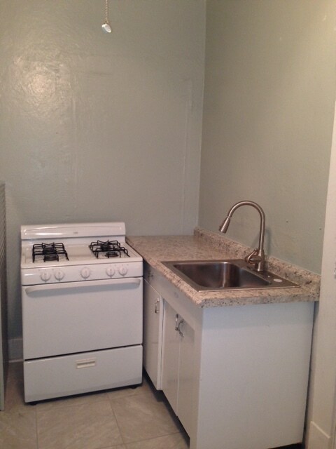 Kitchen-1 - 1839 McDowell St