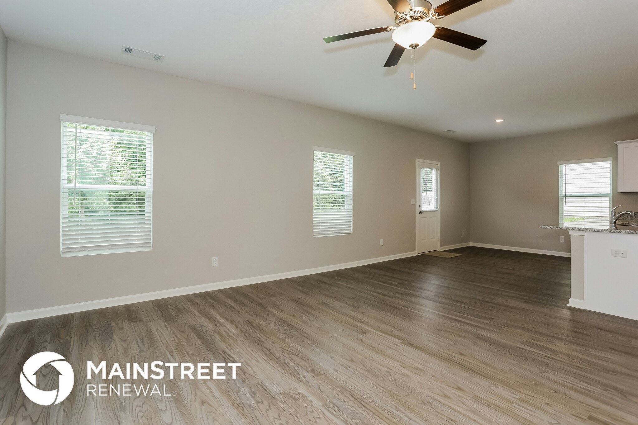 Building Photo - 522 Firethorn Ct