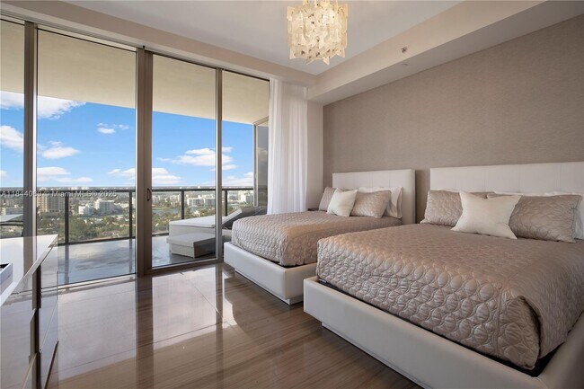 Building Photo - 9705 Collins Ave