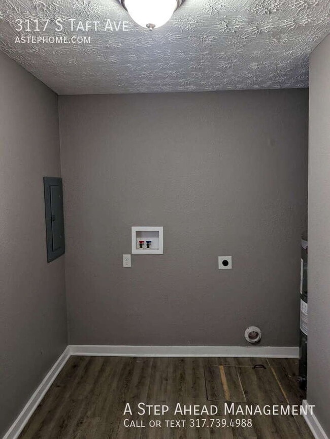 Building Photo - 3117 S Taft Ave