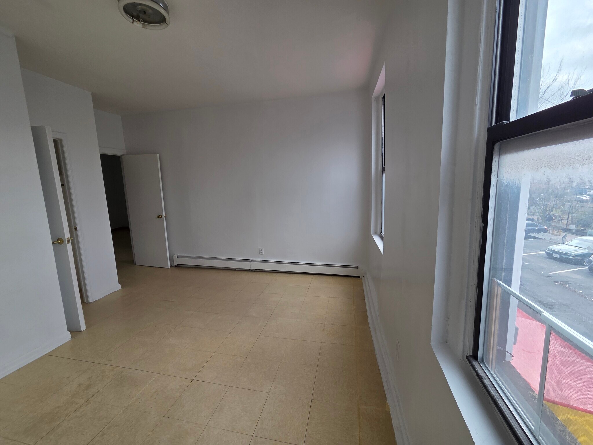 Largest Bedroom - 809 Astoria Blvd